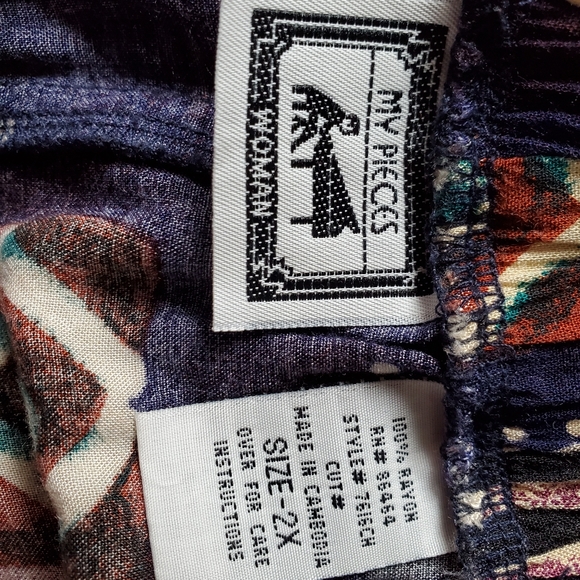 Vintage Ladies Skirt - Picture 2 of 3